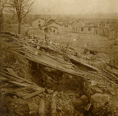 Openluchtslaapzaal bij Tavannes Fort, Verdun, Noord-Frankrijk, ca. 1914-1918 door Unbekannt