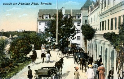 Buiten het Hamilton Hotel, Bermuda, ca. 1900s door Unbekannt
