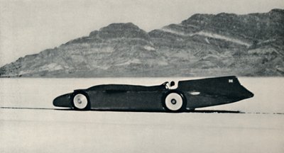 Meer dan 300 mijl per uur op de zoutvlakten, Bonneville, Utah door Unbekannt