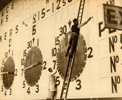 Schilders aan het werk op de White City tote, West-Londen, 1932, 1933 door Unbekannt