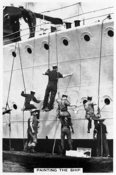 Het schilderen van de romp van een schip, 1937 door Unbekannt