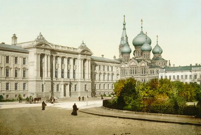 Paleis van Justitie en kerk van het St. Panteleimon-klooster, Odessa, Rusland, ca. 1880s-ca. 1890s door Unbekannt