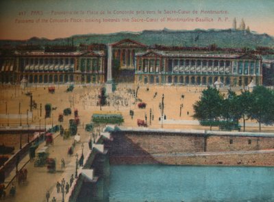 Panorama van de Place de la Concorde, kijkend naar de Sacré-Coeur Basiliek in Montmartre, Parijs door Unbekannt