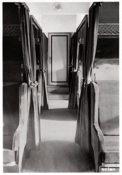 Passagierscompartiment van Zeppelin LZ 126, c1924 1933 door Unbekannt