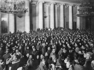 Petrograd Sovjet van Arbeiders- en Soldatenafgevaardigden, Tauride Paleis, Rusland, 1917 door Unbekannt
