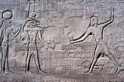 Farao die zijn vijanden slaat, Tempel van Khnum, Ptolemeïsche en Romeinse Periodes door Unbekannt