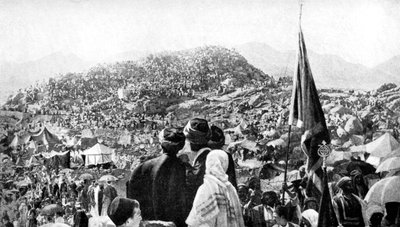 Pelgrims die de Wukuf uitvoeren, Berg Arafat, Saoedi-Arabië, 1922 door Unbekannt