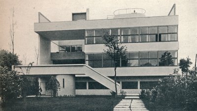 Privéhuis in Garches, nabij Parijs: Tuinzijde. Architecten, Le Corbusier en Pierre Jeanneret door Unbekannt