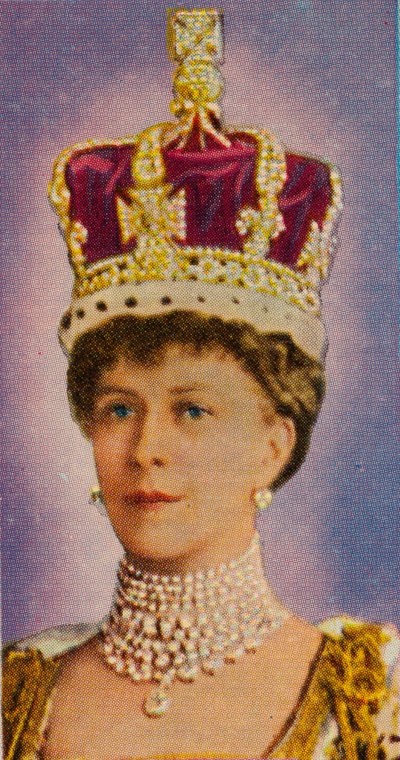 Koningin Mary, gemalin van koning George V, bij haar kroning, 1911 1935 door Unbekannt