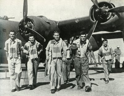 R.A.F. ontmoeting, ca. 1942-1943, 1945 door Unbekannt