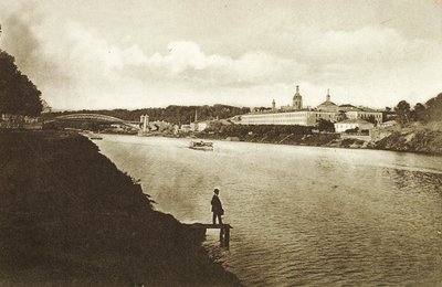 Spoorbrug en Novodevichy Klooster, Moskou, Rusland door Unbekannt