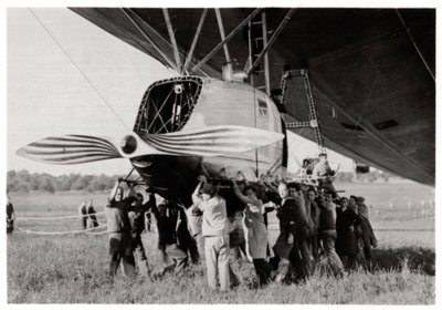 Achterste gondel, Zeppelin LZ 127 Graf Zeppelin, 1933 door Unbekannt