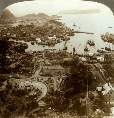 Herstel van een verbrande stad - Aalesund, een eilandhaven en belangrijke kabeljauwmarkt, Noorwegen, ca. 1905 door Unbekannt