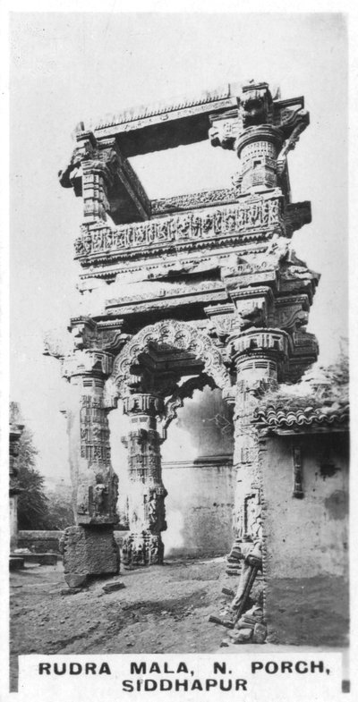 Rudra Mala, noordportiek, Siddhapur, India, ca. 1925 door Unbekannt
