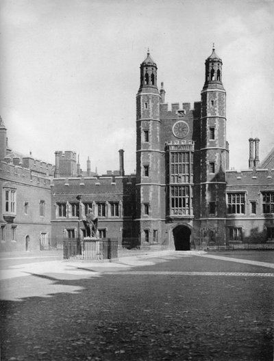 Schoolplein en Luptons Toren, 1926 door Unbekannt