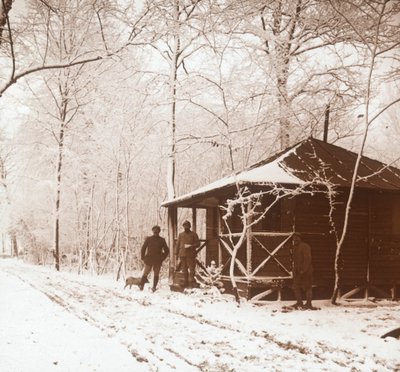 Soldaten in de sneeuw, Marquenterre, Noord-Frankrijk, c1914-c1918 door Unbekannt