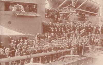 Enkele bemanningsleden van HMAS Australia door Unbekannt