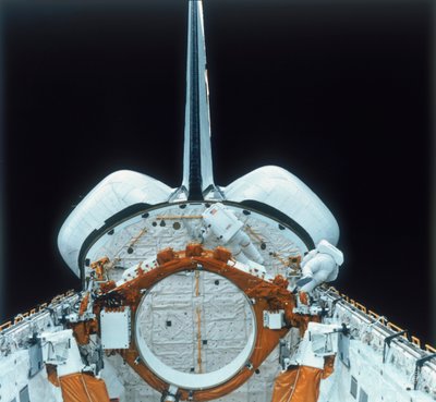 Space Shuttle Astronaut op EVA, 1980s door Unbekannt