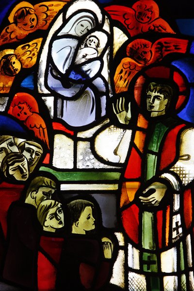 Glas-in-loodraam met afbeelding van Don Bosco in Notre-Dame-de-la-Trinité kerk, Blois, Frankrijk door Unbekannt