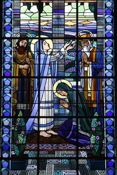 Glas-in-lood in Notre Dame du Rosaire katholieke kerk: De Visitatie, Saint-Ouen, Frankrijk door Unbekannt