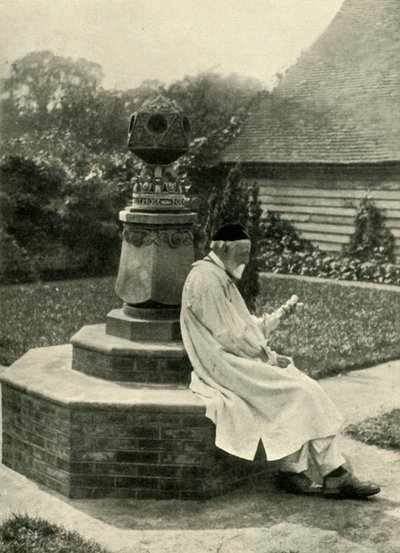 Zonnewijzer in de tuin van Limnerslease, en...G. F. Watts, Esq., R.A., ca. 1890s, 1902 door Unbekannt
