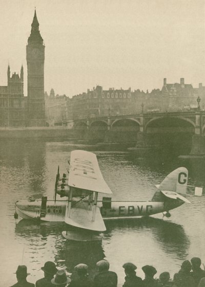 De Calcutta watervliegtuig aangemeerd in de Theems tegenover het Parlement, 1927 door Unbekannt