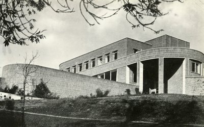 De Hedendaagse Idioom Bakstenen Huis in Hampstead, Londen, 1941 door Unbekannt