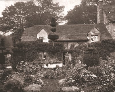 Het huisje bij Haddon Hall, Derbyshire, 1894 door Unbekannt