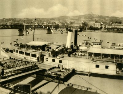 De Franz Schubert stoomboot op de Donau, Linz, Opper-Oostenrijk, ca. 1935 door Unbekannt