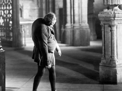 De Klokkenluider van de Notre Dame, geregisseerd door William Dieterle door Unbekannt