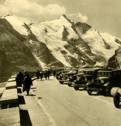 Het uitkijkpunt Kaiser-Franz-Josefs-Höhe op de Grossglockner Hochalpenstraße, Oostenrijk door Unbekannt