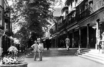 The Pantiles, Tunbridge Wells, Kent, begin 20e eeuw door Unbekannt