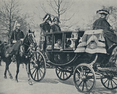 Het Koninklijk Paar Keert Terug van de Abdij, 1923, 1937 door Unbekannt