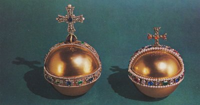 De soevereine bol en de bol van koningin Maria II, 1953 door Unbekannt
