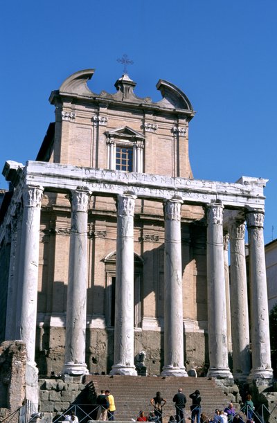 De Tempel van Antoninus en Faustina, Rome, 141 AD door Unbekannt