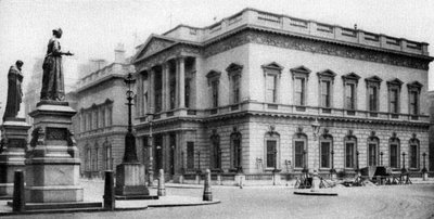 The United Service Club, Waterloo Place, Londen, 1926-1927 door Unbekannt