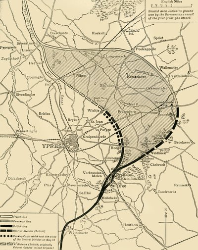 De Ypres Salient voor en na de Tweede Slag om Ieper..., Eerste Wereldoorlog, 1915, c1920 door Unbekannt