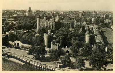 Tower of London. Algemeen Uitzicht vanaf het Zuiden, ca. 1920 door Unbekannt