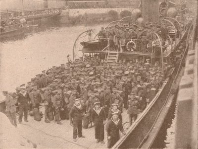 Troepen aan boord van een Kanaaltransport, ca. 1915 door Unbekannt