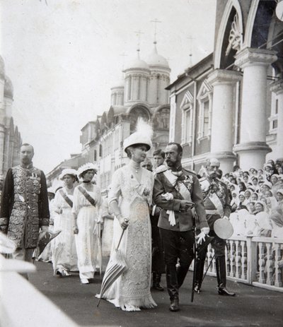 Tsarenfamilie bij de viering van het 300-jarig jubileum van het Huis Romanov, Rusland, 1913 door Unbekannt