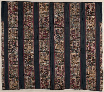 Tuniekfragmenten met vogelkopfiguur, 600-1000 door Unbekannt