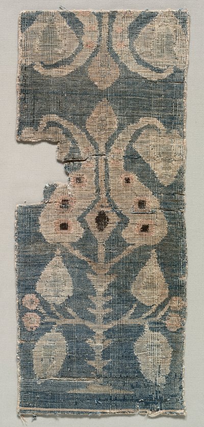 Tweegezichten tapijtfragment, 1100s door Unbekannt