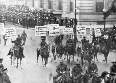 1e Amerikaanse leger in de overwinningsparade, New York, VS, 10 september 1919 door Unbekannt