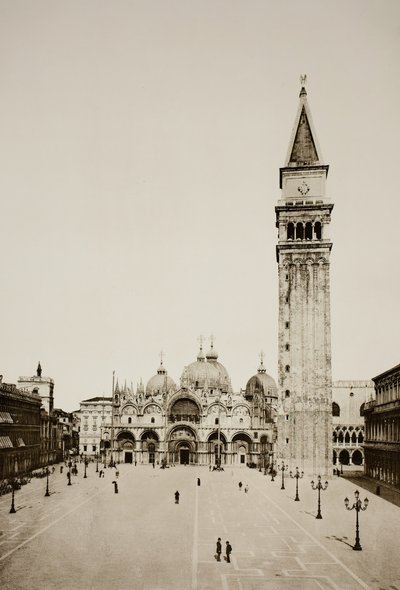 Untitled 96, ca. 1890. [Basiliek van San Marco en Campanile, Venetië] door Unbekannt