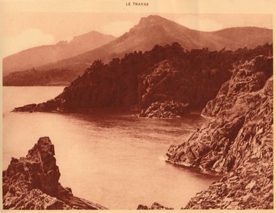 Uitzicht op Aurelius-piek en Cap Roux, Le Trayas, 1930 door Unbekannt