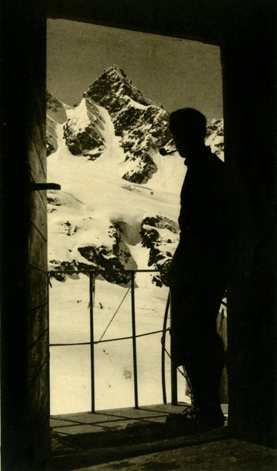 Uitzicht op de Schattenspitze in de Silvretta Alpen...Wiesbadener Hütte, Partenen, Oostenrijk, ca. 1935 door Unbekannt