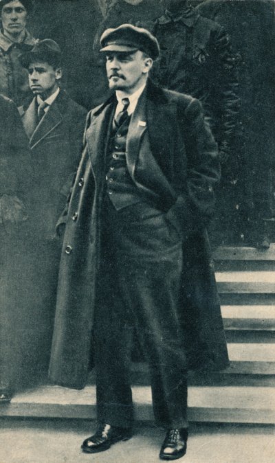 Vladimir Ilich Lenin, Russische Bolsjewistische leider, Moskou, Rusland, 1 mei, 1919 door Unbekannt