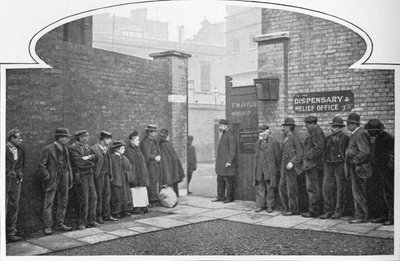 Wachten op toelating tot St Marylebone Werkhuis, Luxborough Street, Londen, ca. 1901-1903 door Unbekannt