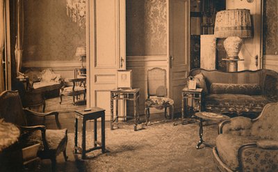 Wachtkamer in het kantoor van de minister bij de Cubaanse ambassade in Brussel, België, 1927 door Unbekannt