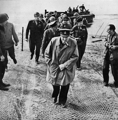 Winston Churchill over de Rijn. Voorwaarts naar Duitsland! Voorwaarts naar de overwinning! door Unbekannt